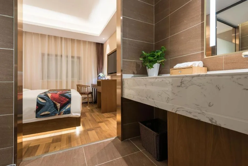 James Joyce Coffetel Beijing West Railway Station Lianhua Bridge