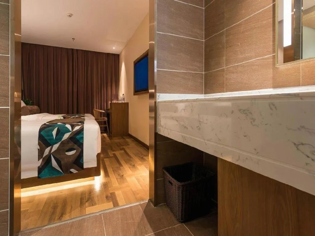 James Joyce Coffetel Beijing West Railway Station Lianhua Bridge