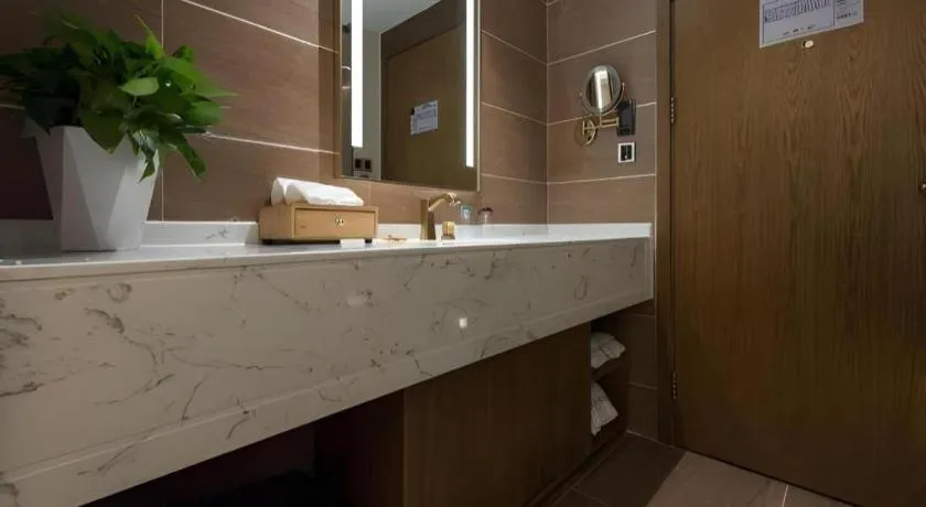 James Joyce Coffetel Beijing West Railway Station Lianhua Bridge