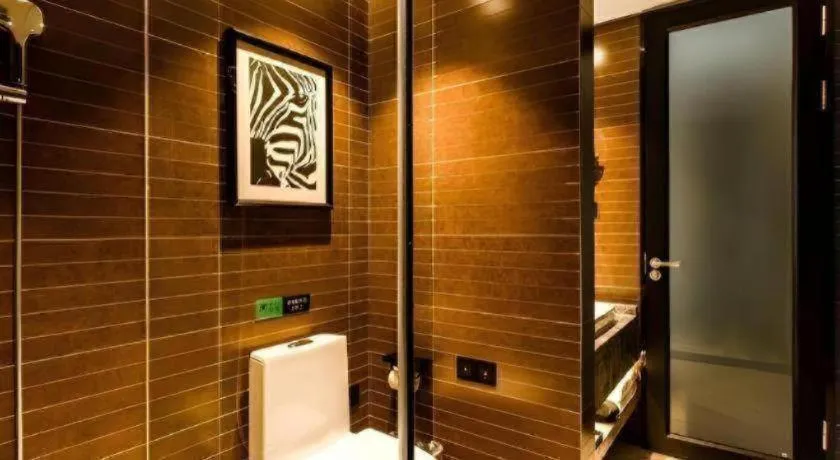 Xana Hotelle Shenyang Zhongshan Plaza the Affiliated First Hospital of China Medical University