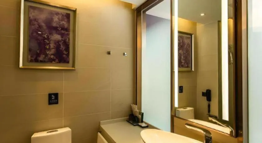 Xana Hotelle Shenyang Zhongshan Plaza the Affiliated First Hospital of China Medical University