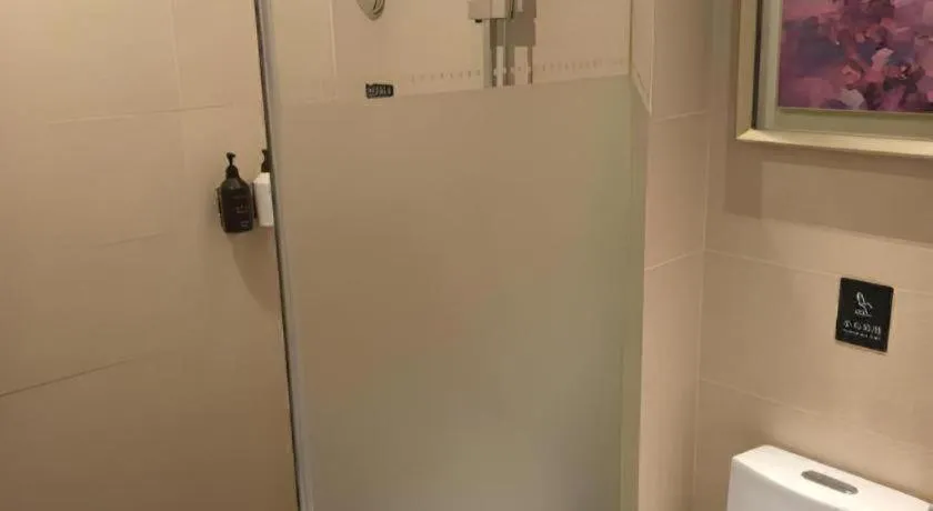 Xana Hotelle Shenyang Zhongshan Plaza the Affiliated First Hospital of China Medical University