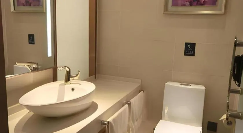 Xana Hotelle Shenyang Zhongshan Plaza the Affiliated First Hospital of China Medical University