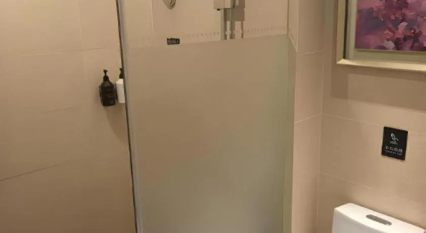 Xana Hotelle Shenyang Zhongshan Plaza the Affiliated First Hospital of China Medical University