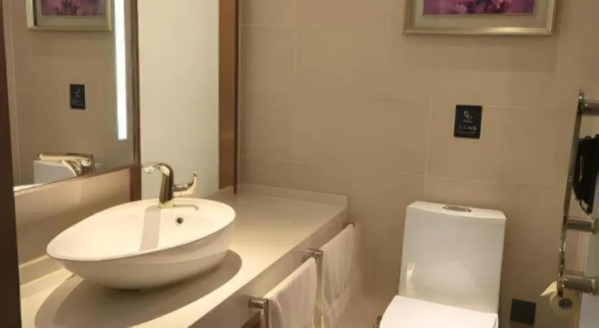 Xana Hotelle Shenyang Zhongshan Plaza the Affiliated First Hospital of China Medical University