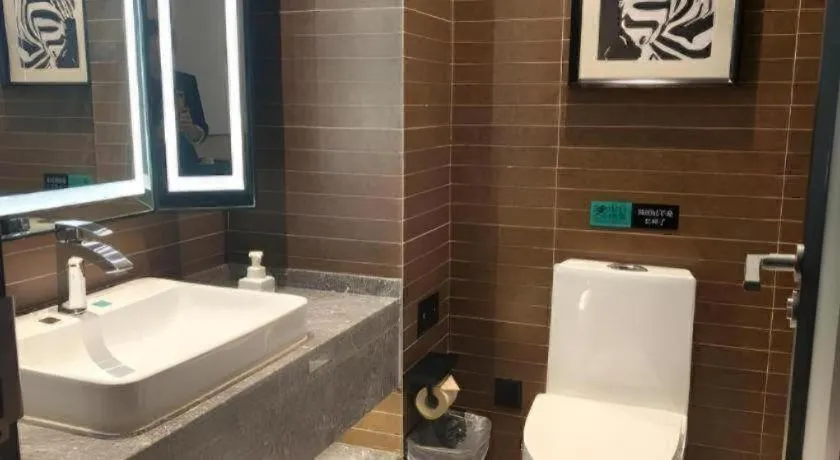 Xana Hotelle Shenyang Zhongshan Plaza the Affiliated First Hospital of China Medical University