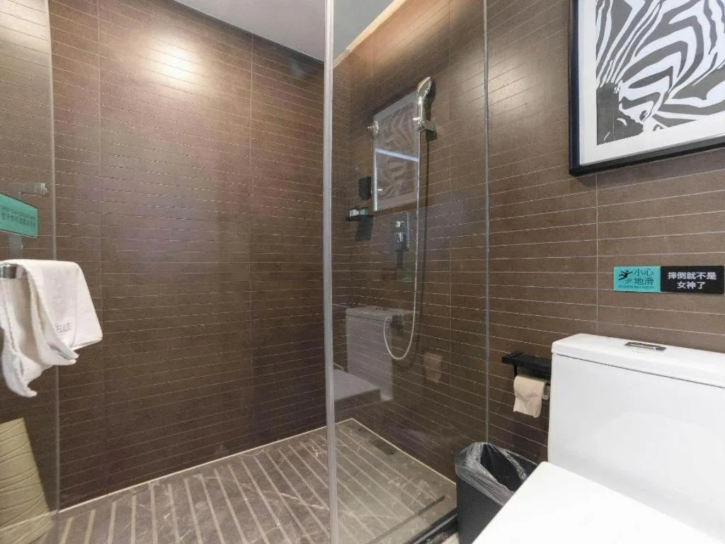 Xana Hotelle Zhuhai Gongbei Port