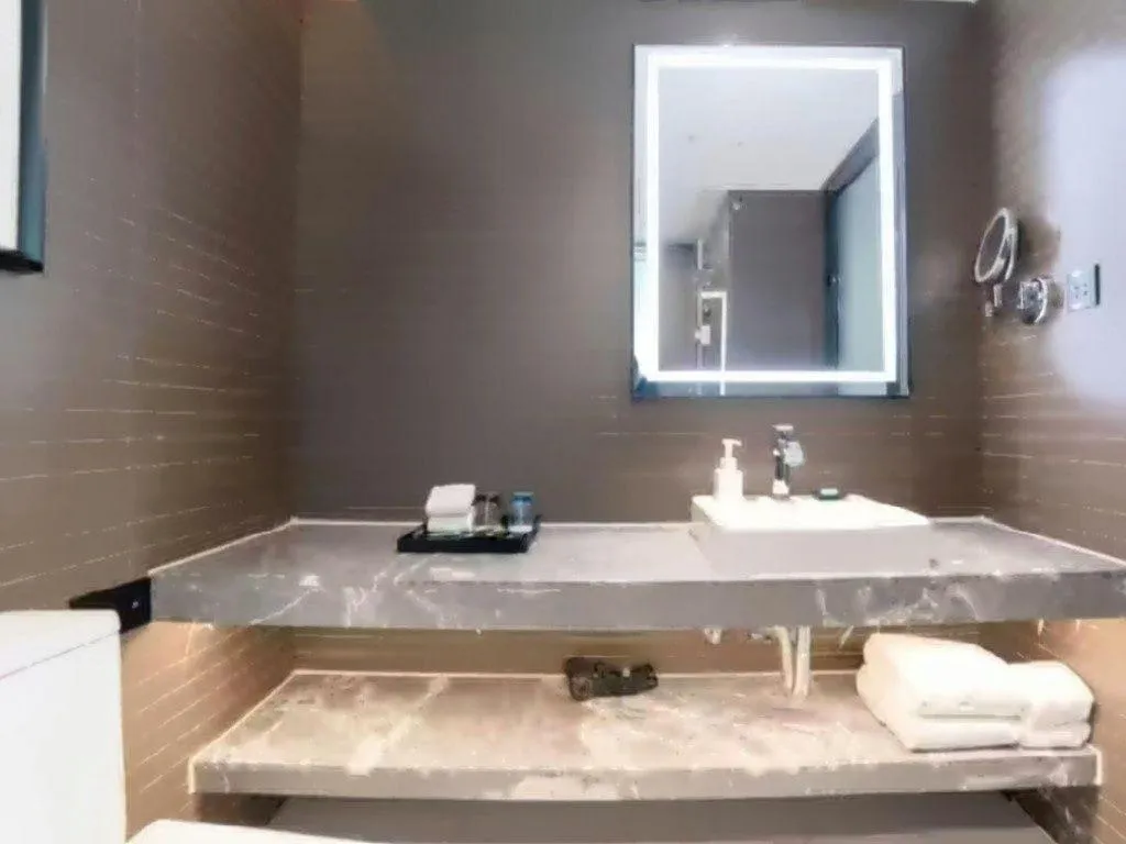 Xana Hotelle Zhuhai Gongbei Port