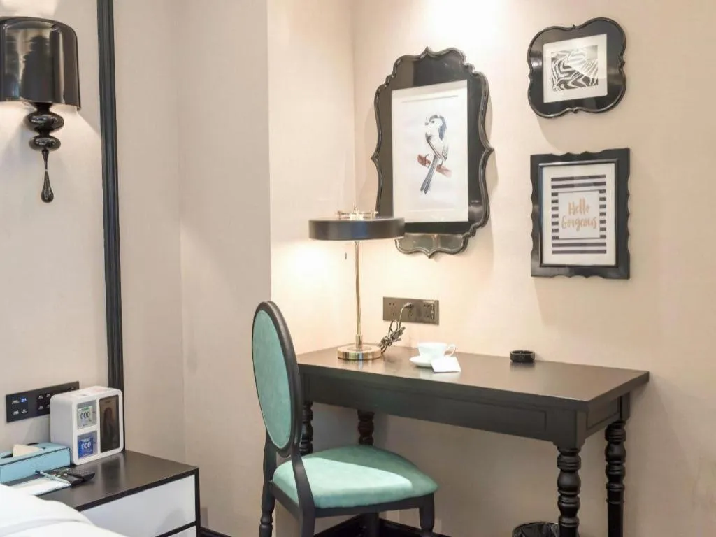 Xana Hotelle Zhuhai Gongbei Port