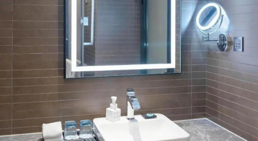 Xana Hotelle Zhuhai Gongbei Port