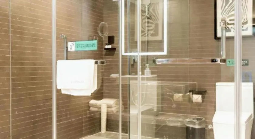 Xana Hotelle Zhuhai Gongbei Port