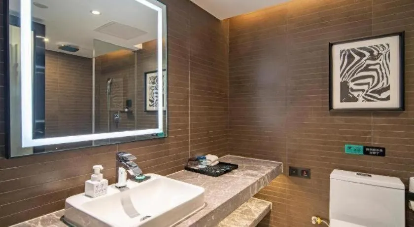 Xana Hotelle Zhuhai Gongbei Port