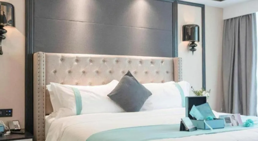 Bed in Xana Hotelle Zhuhai Gongbei Port