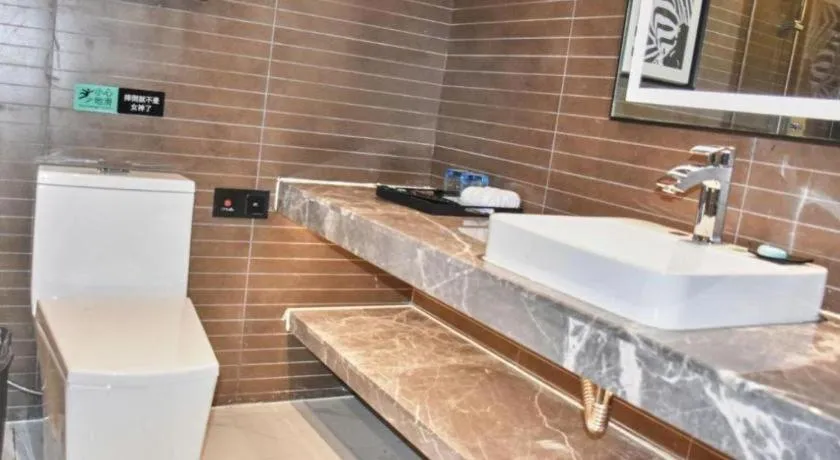 Xana Hotelle Zhuhai Gongbei Port