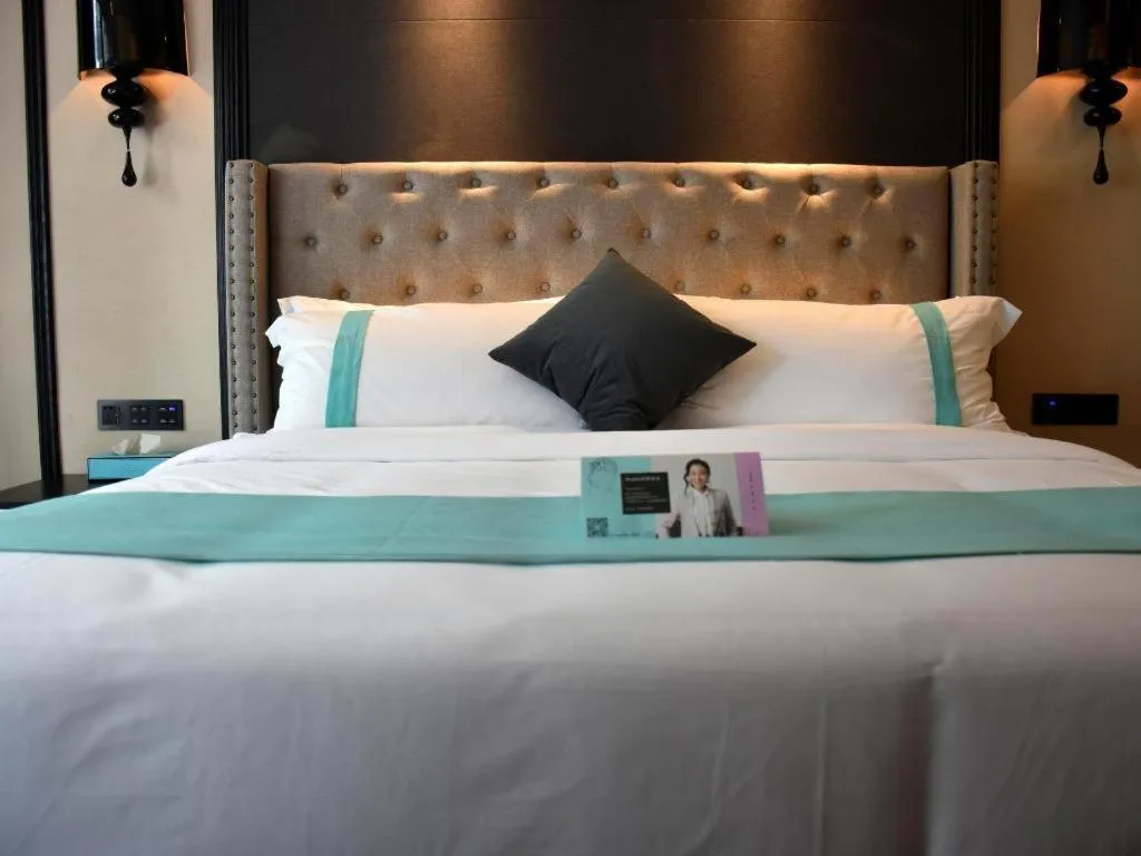 Bed in Xana Hotelle Zhuhai Gongbei Port