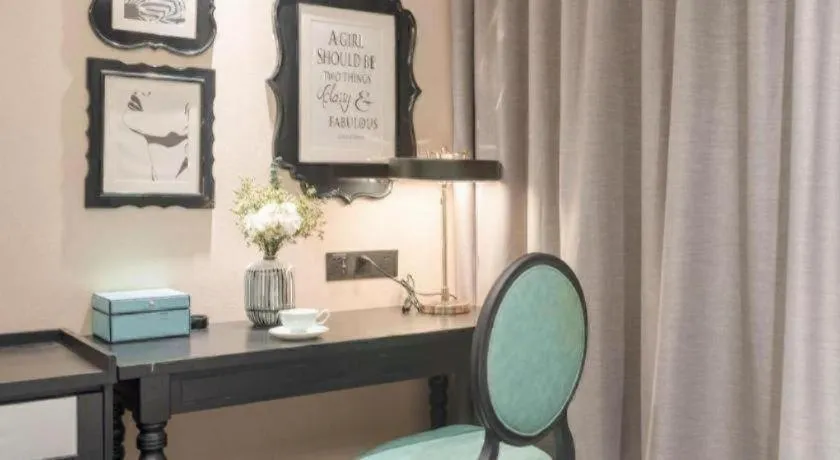 Xana Hotelle Zhuhai Gongbei Port