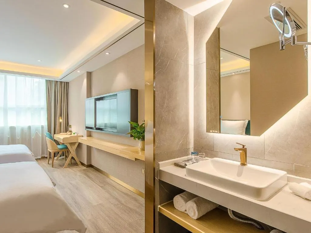 Bed in Zmax Hotel Guangzhou Railway Station