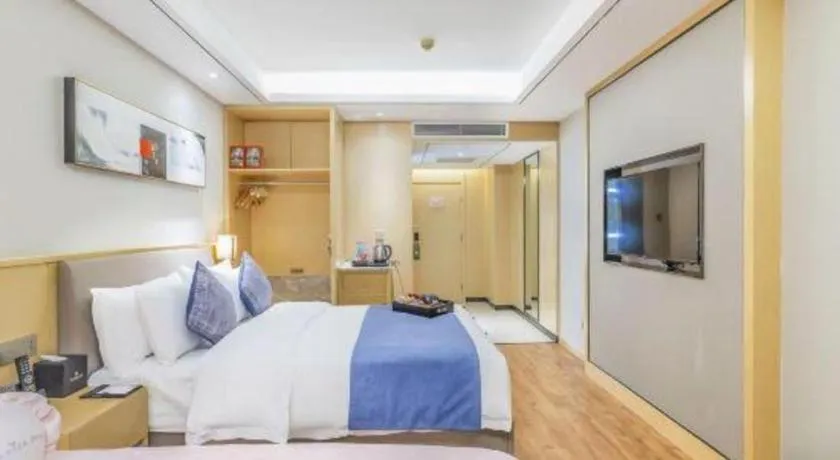 Bed in YUN-RAY Ambassador Hotel