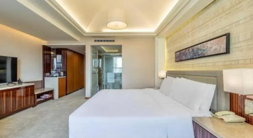 Bed in YUN-RAY Ambassador Hotel