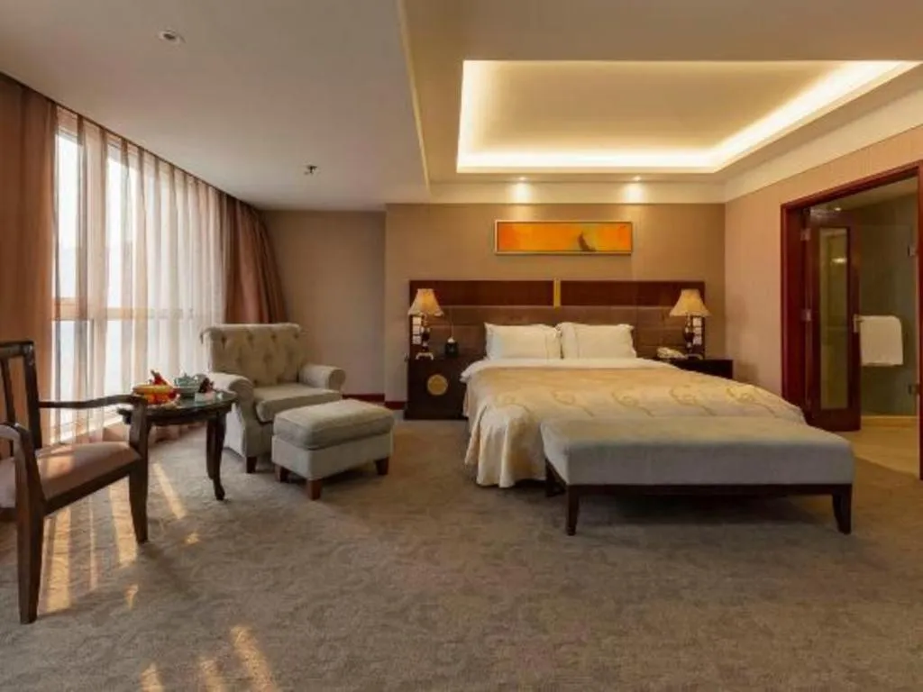 Bed in YUN-RAY Ambassador Hotel