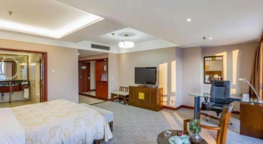 Bed in YUN-RAY Ambassador Hotel