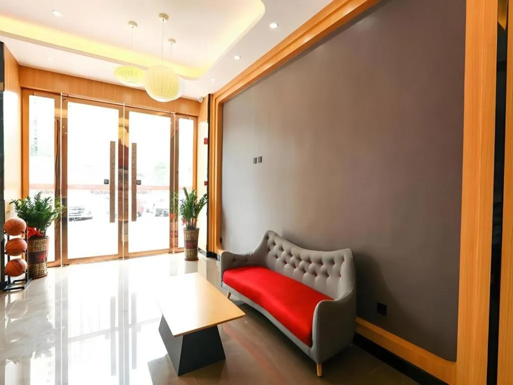 Thank Inn Hotel Guangdong Zhuhai Jiwan Hongqi Central Sqaure