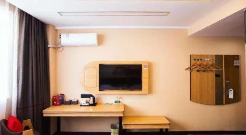 Thank Inn Hotel Guangdong Zhuhai Jiwan Hongqi Central Sqaure