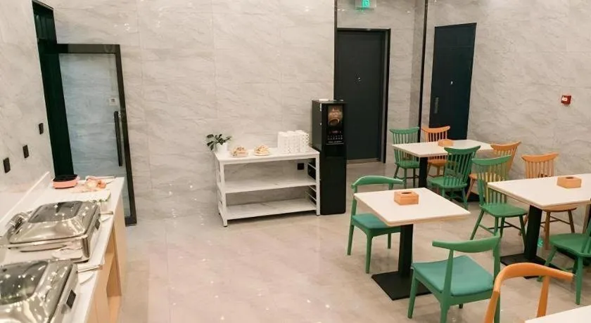 GreenTree Inn Express Hebei Tangshan Caofeidian Industrial Park 11 Plus Bus Station