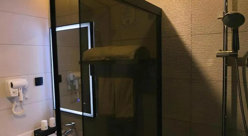 GreenTree Inn Express Hebei Tangshan Caofeidian Industrial Park 11 Plus Bus Station