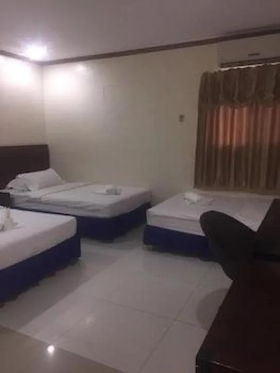 Bed in Jeamco Royal Hotel - Baybay