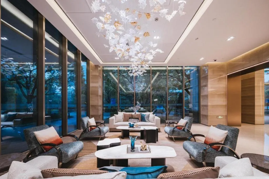 Cypress Garden Hotel