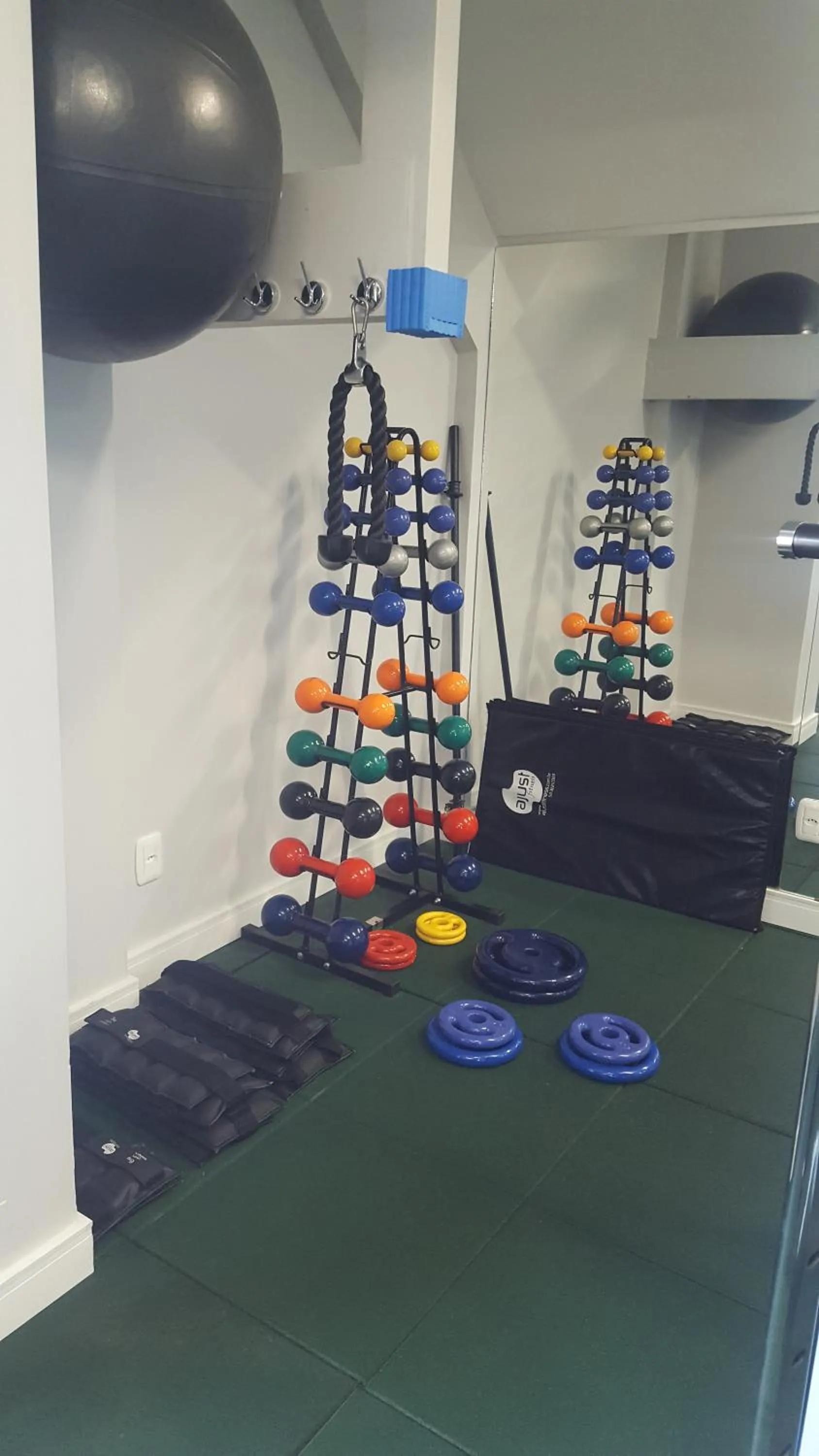 Fitness centre/facilities in Hotel Cercano