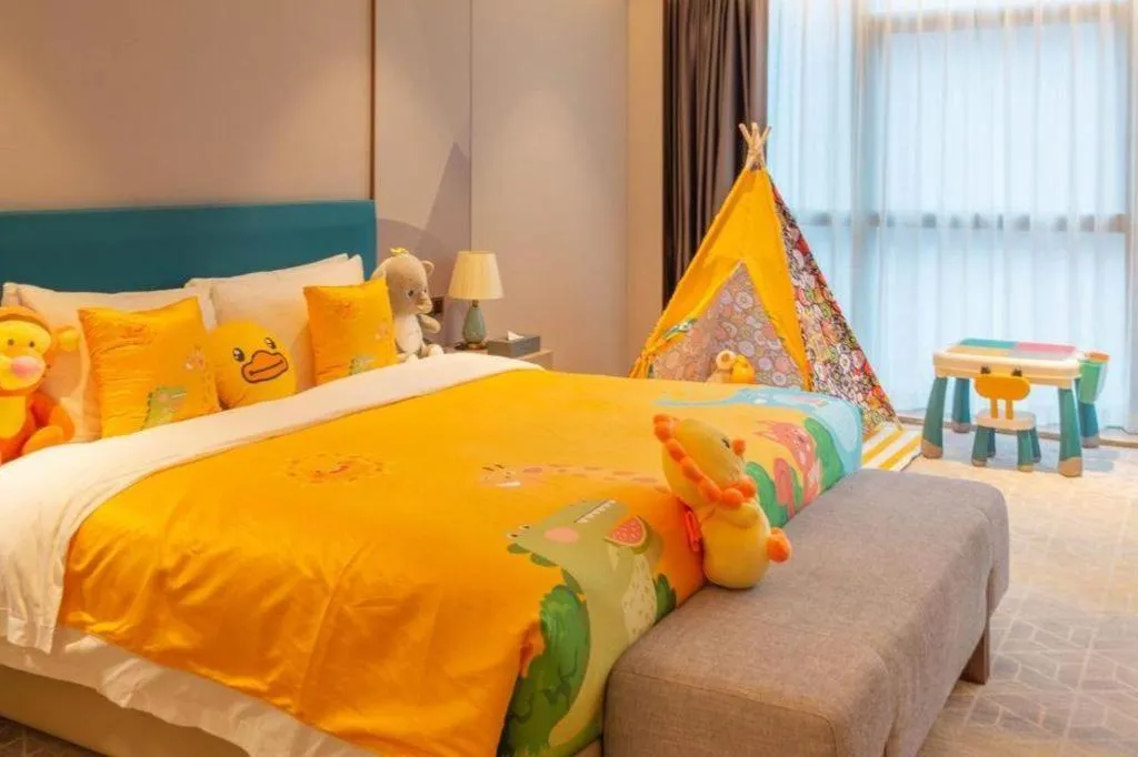 Bed in Zhuhai Hongsanyi Hotel