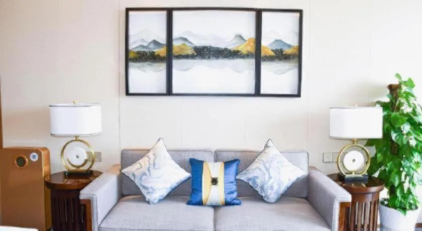 Qingdao Hualan Hotel