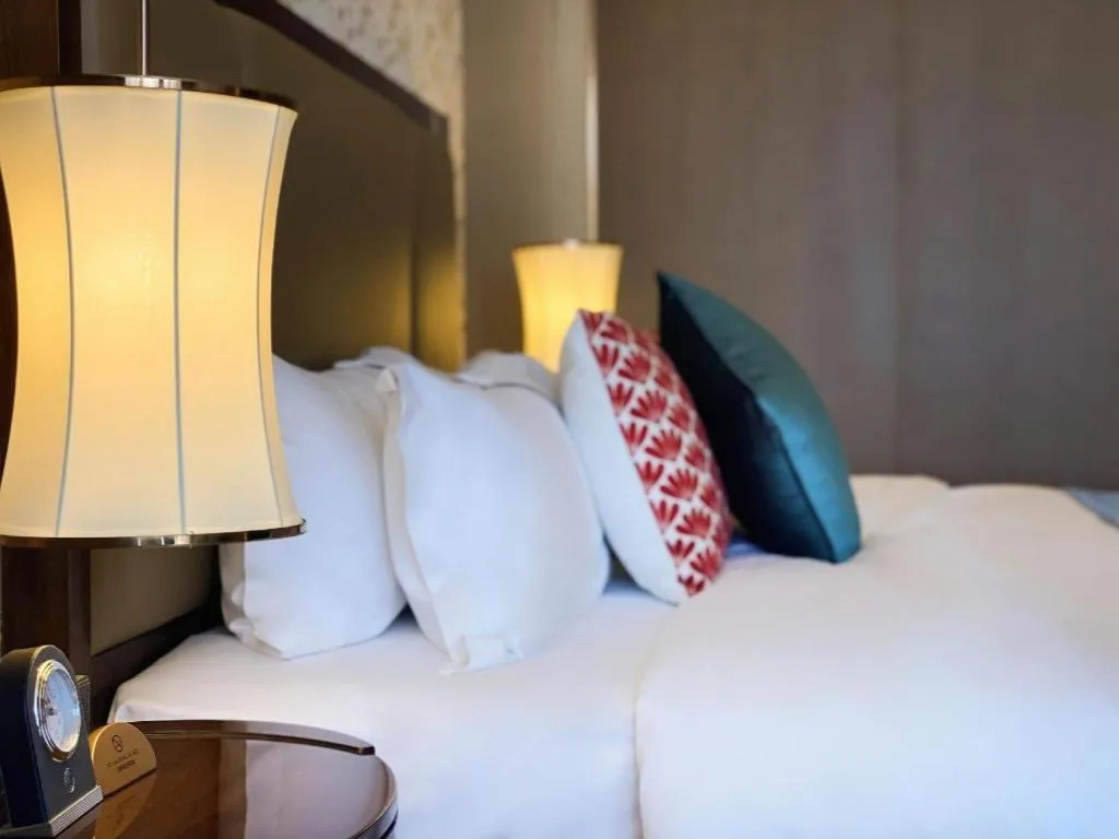 Bed in Qingdao Hualan Hotel