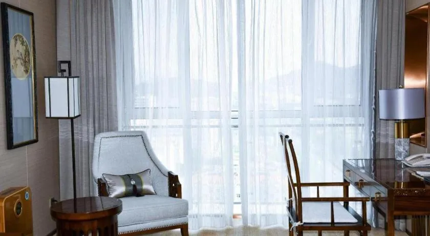 Qingdao Hualan Hotel