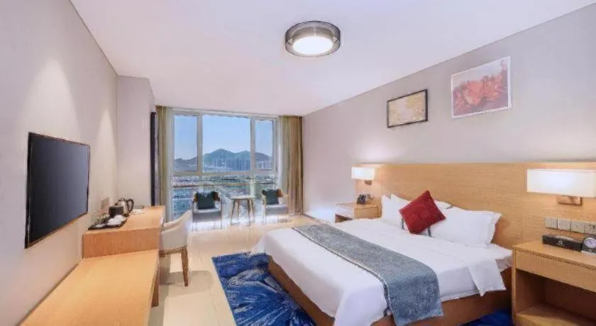 Bed in Qingdao Hualan Hotel