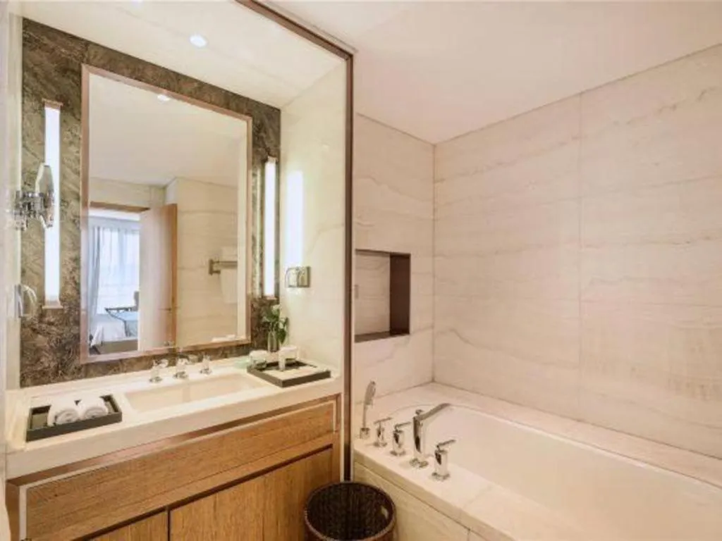 Qingdao Hualan Hotel