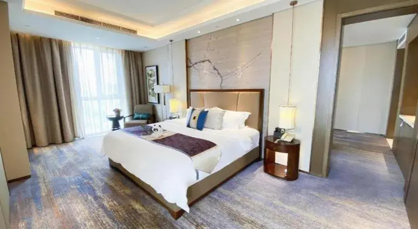 Bed in Qingdao Hualan Hotel Bed in Qingdao Hualan Hotel