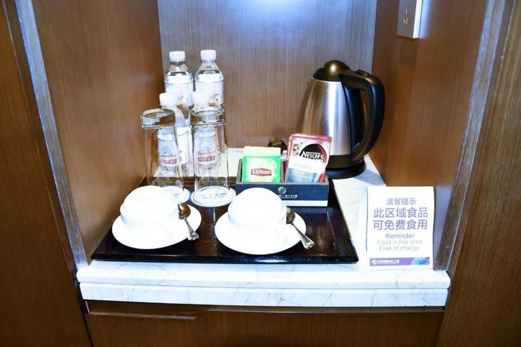 Qingdao Hualan Hotel