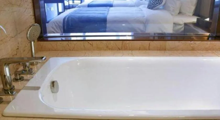 Qingdao Hualan Hotel