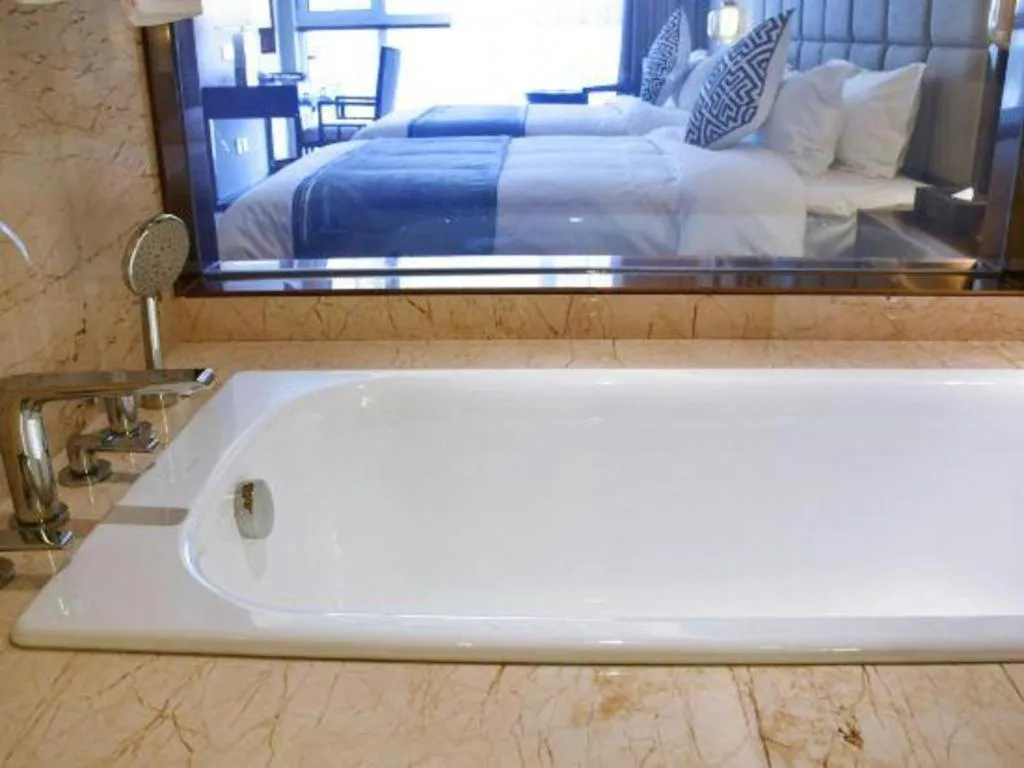 Bed in Qingdao Hualan Hotel