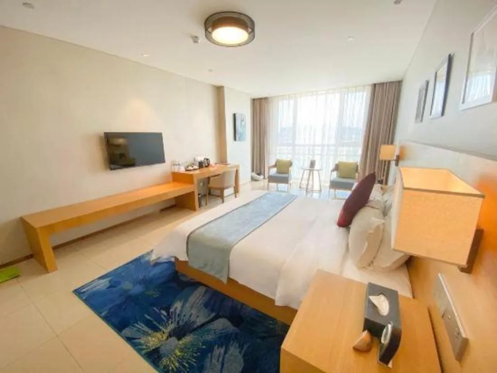 Bed in Qingdao Hualan Hotel