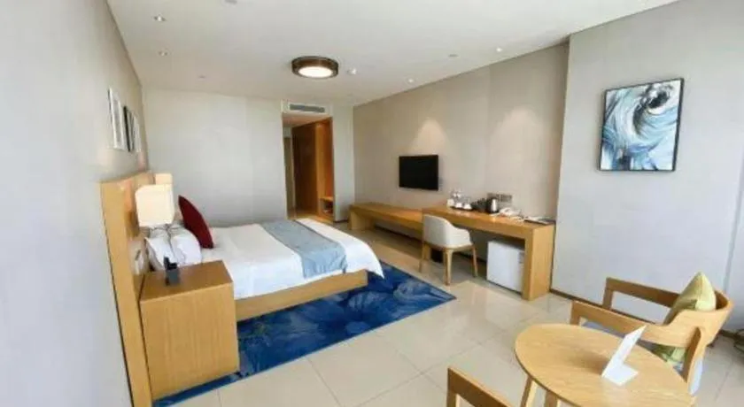 Bed in Qingdao Hualan Hotel