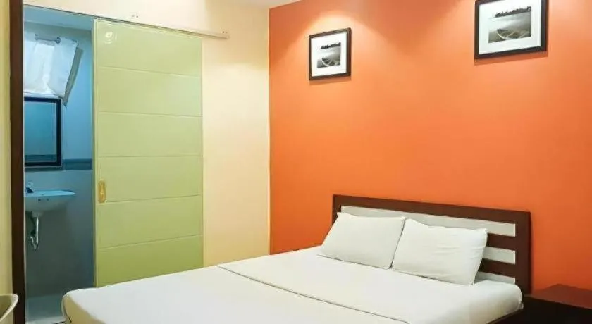 Bed in Mambaling Pension House 2
