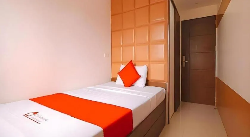 Bed in Mambaling Pension House 2