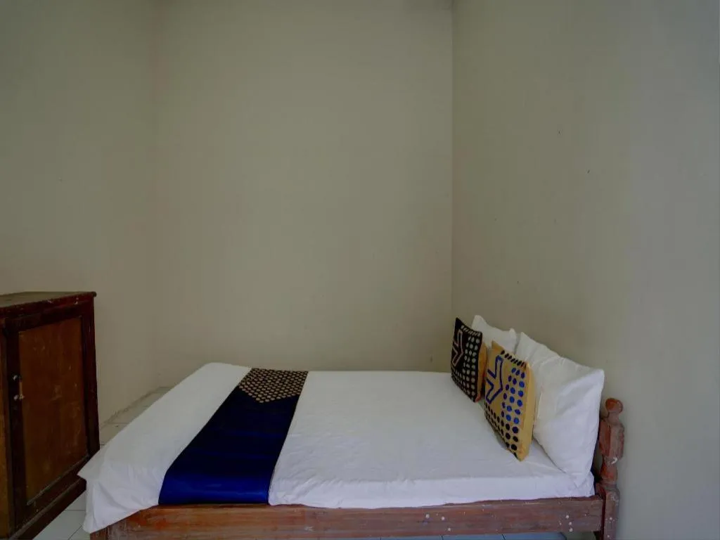 Bed in Hotel O Sunyoto Homestay Syariah