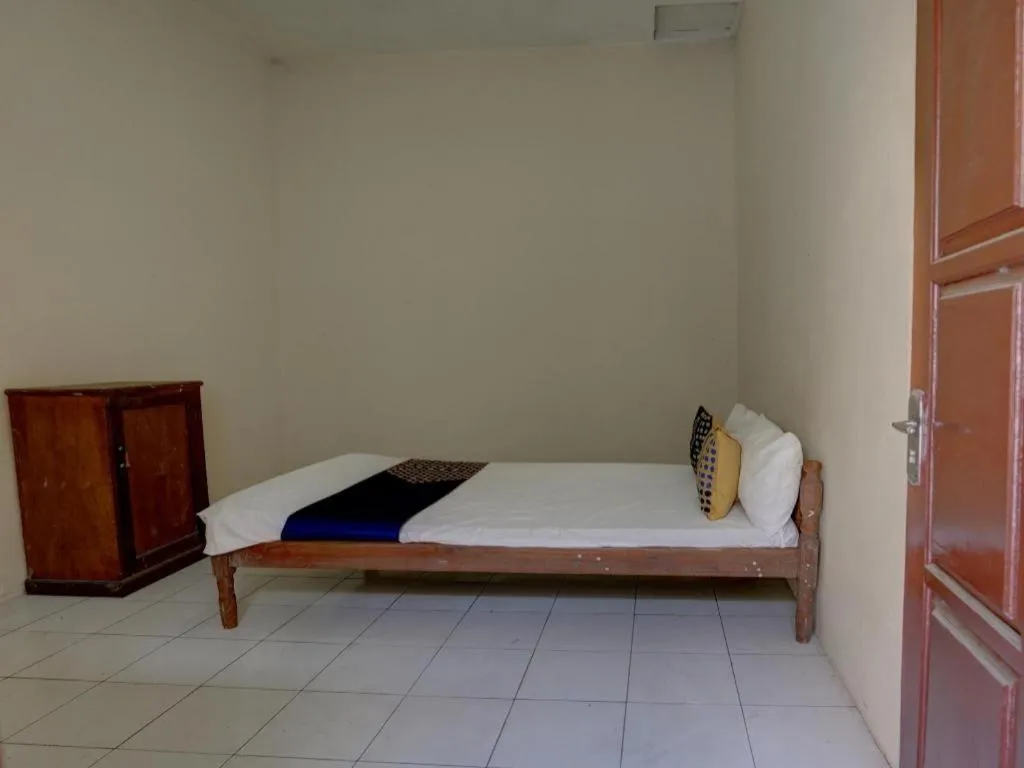 Bed in Hotel O Sunyoto Homestay Syariah