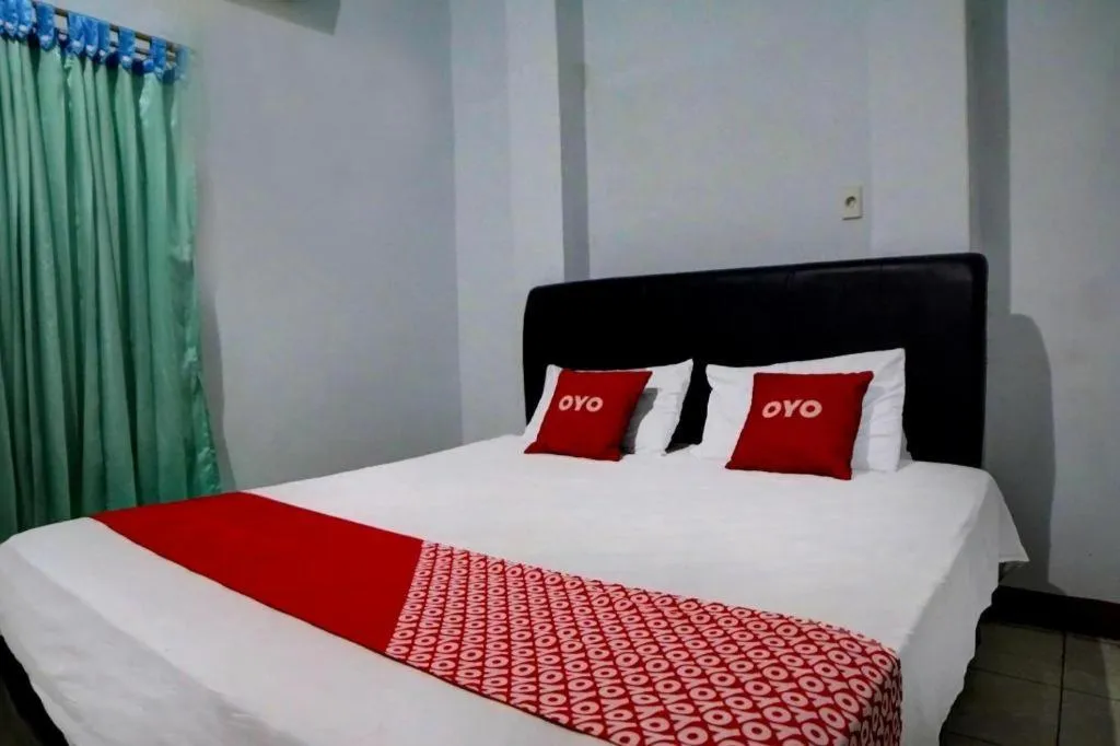 Bed in Hotel O Guesthouse 899