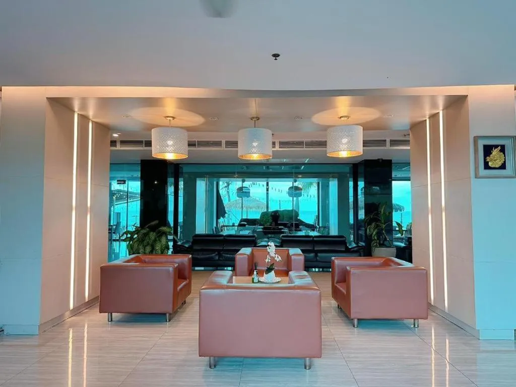 Golden Dragon Beach Resort Pattaya (Bang Lamung)